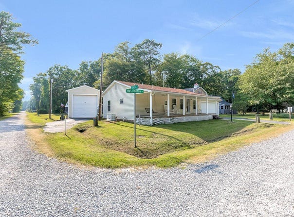 123 Davis Drive, REEDVILLE, VA 22539