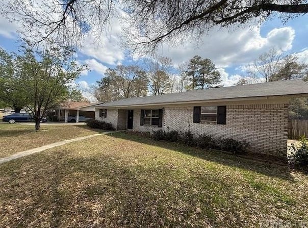 4112 W 30th Avenue, Pine Bluff, AR 71603