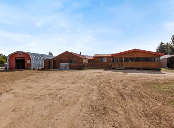 37 Pine Cone Lane, Cascade, ID 83611