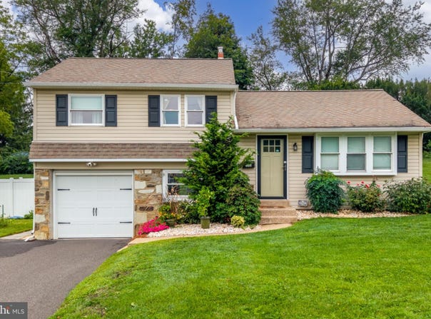 1252 JUNE Road, WARMINSTER, PA 18974