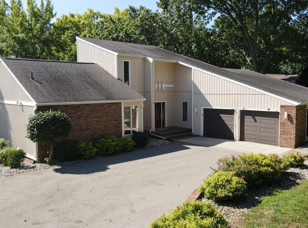 61583 Raintree Boulevard, Sturgis, MI 49091