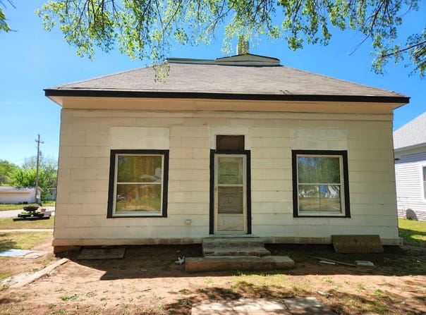 324 S Bluff Ave., Anthony, KS 67003