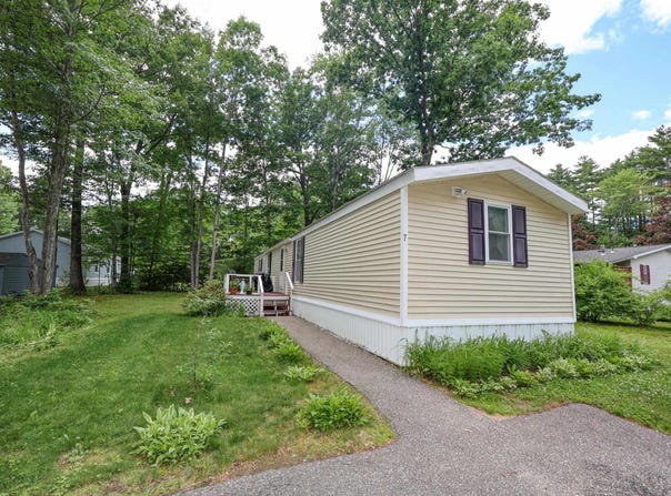 7 Marilyn Drive, Concord, NH 03303