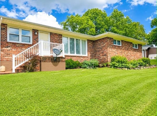 116 Summers Street, Cedar Bluff, VA 24609