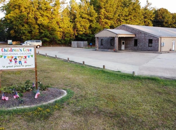 2002 HIGHWAY 80, Calhoun, LA 71225