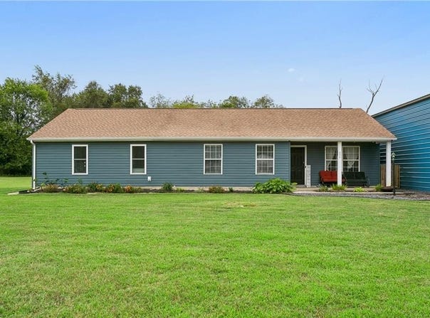 6824 Michael Lane, Hayes, VA 23072