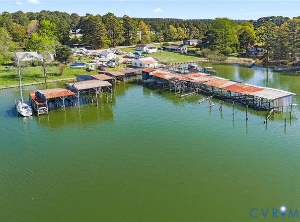 1276 Skipjack Road, Sandy Point, VA 22577