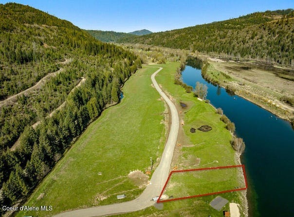 23 Horn Hooked Ln, St. Maries, ID 83861