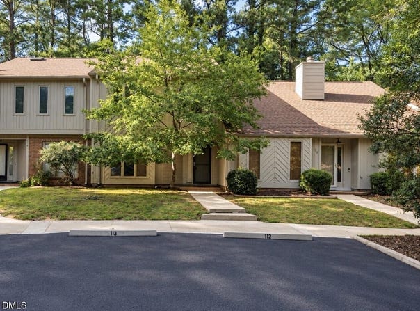 112 Mossbark Lane, Chapel Hill, NC 27514