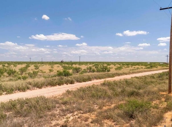 1434 County Rd 320, Seminole, TX 79360