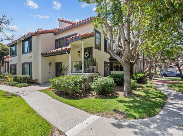 2017 Majorca DR, Oxnard, CA 93035