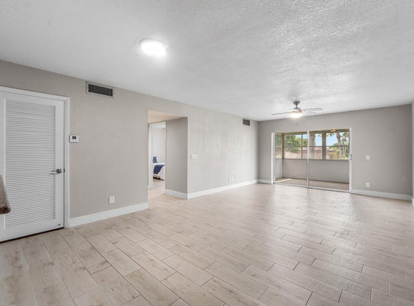12005 Poinciana Boulevard, Royal Palm Beach, FL 33411