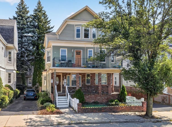 201 College Ave, Somerville, MA 02144