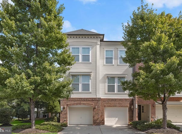 9854 GARDEN RANGES, LAUREL, MD 20723