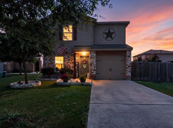 100 Wincliff Cv, Jarrell, TX 76537