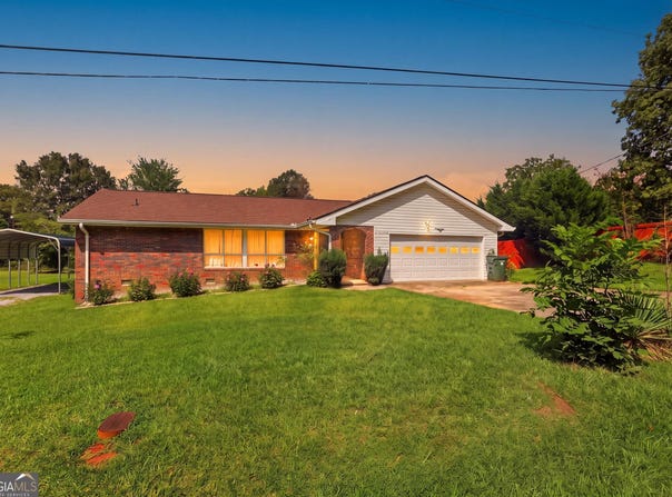 42 Charles Street, Toccoa, GA 30577