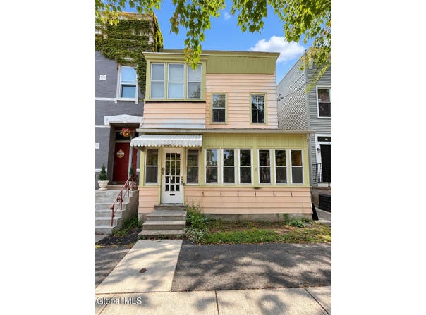 99 Hunter Avenue, Albany, NY 12206