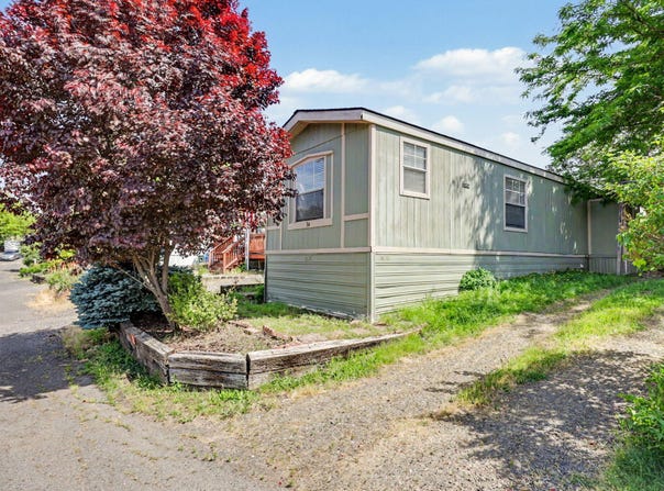 421 Stevens Road, Eagle Point, OR 97524