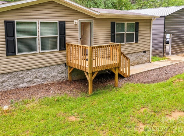 1496 Rock Spring Road, Mill Spring, NC 28756
