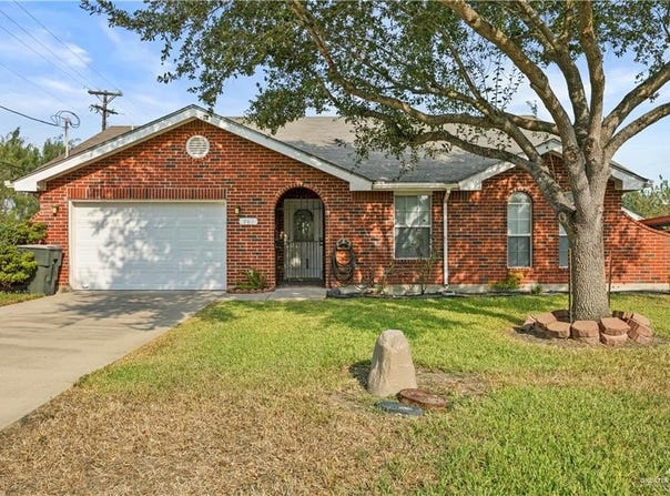 701 E Parkwood Drive, Harlingen, TX 78550