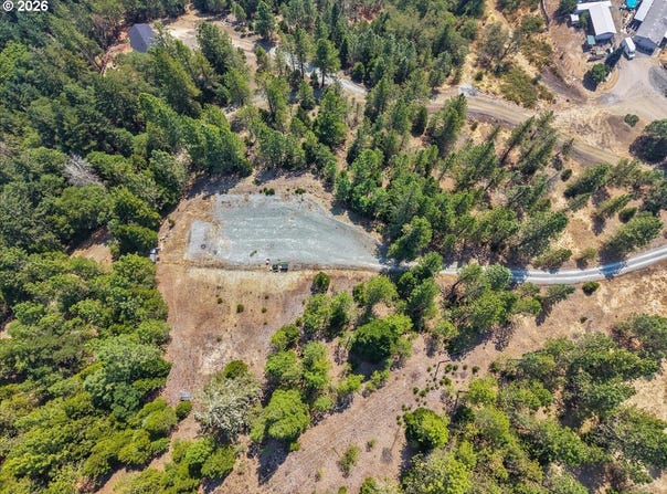 2133 SPRING BROOK Rd, MyrtleCreek, OR 97457