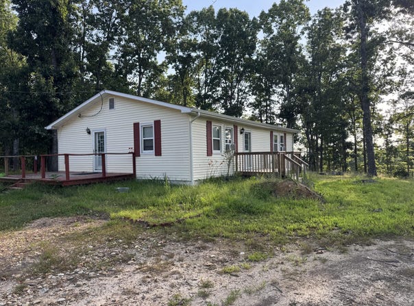 19301 State Highway N, Squires, MO 65755