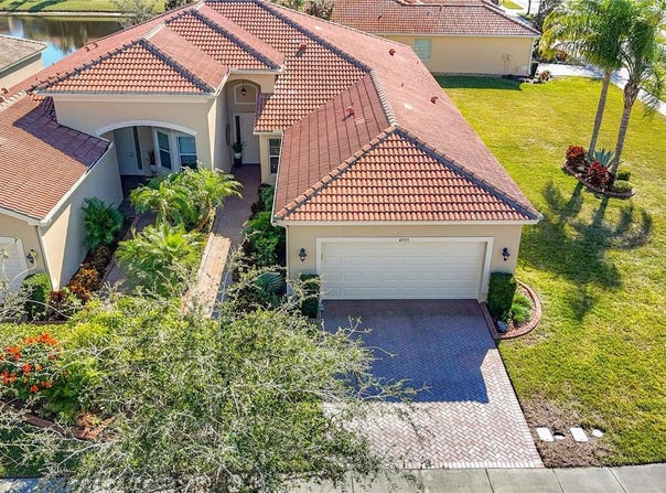 4935 MARBLE SPRINGS Circle, WIMAUMA, FL 33598