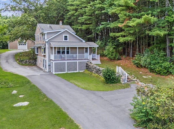 131 Main St, Chelmsford, MA 01863