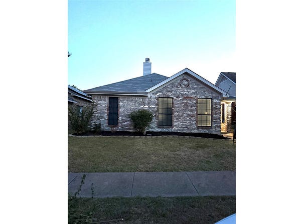 324 Conger Drive, Mesquite, TX 75149