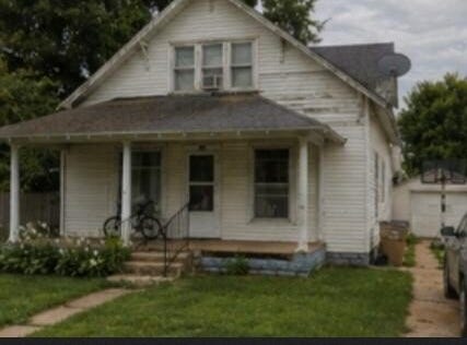 909 Howard Ave, St. Paul, NE 68873