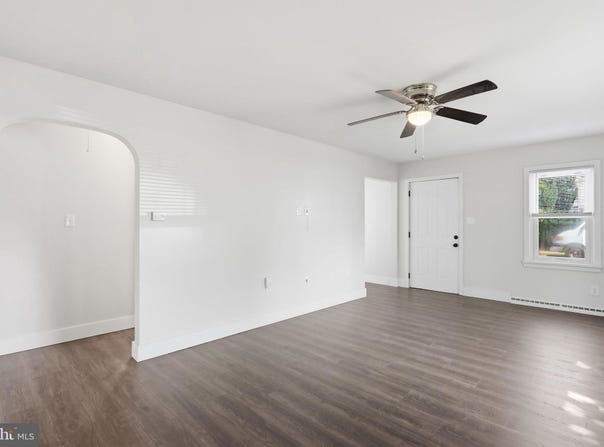 216 HIGH ST, CHAMBERSBURG, PA 17201