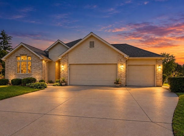 103 Matthew Cove, Auburn, IN 46706-1103