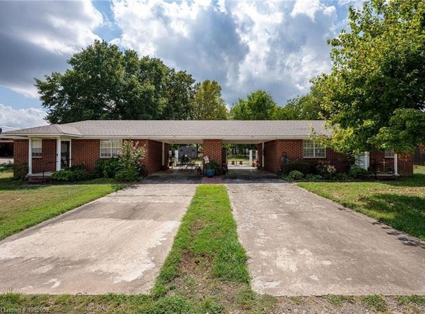 27 W 4th ST Unit #27&29, Mulberry, AR 72947