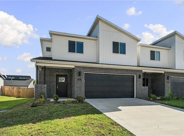 719 Sun Meadows Loop, Centerton, AR 72719