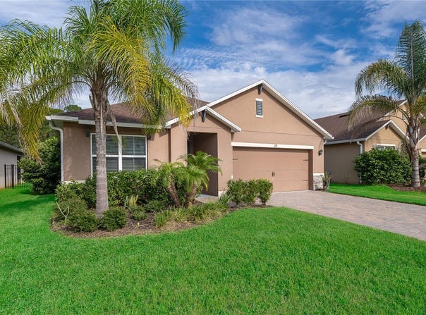 239 LAZIO Circle, DEBARY, FL 32713