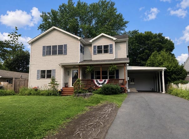 16 Ollivetti Place, Plattsburgh, NY 12901
