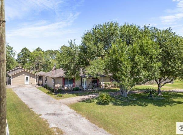 5521 Lanis, DICKINSON, TX 77539