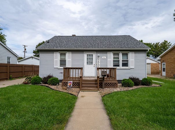 911 W Madison Street, Pontiac, IL 61764