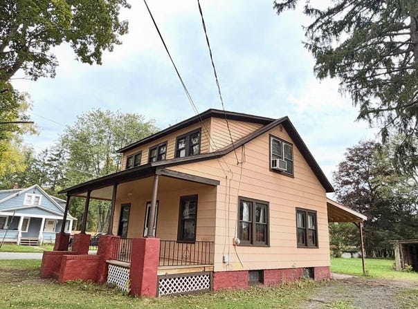 16 Cottage Street, Wallkill, NY 12589