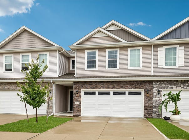 917 Maywood Lane, Waukee, IA 50263
