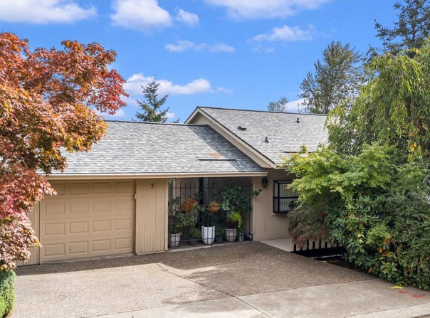 7 HIDALGO St, LakeOswego, OR 97035