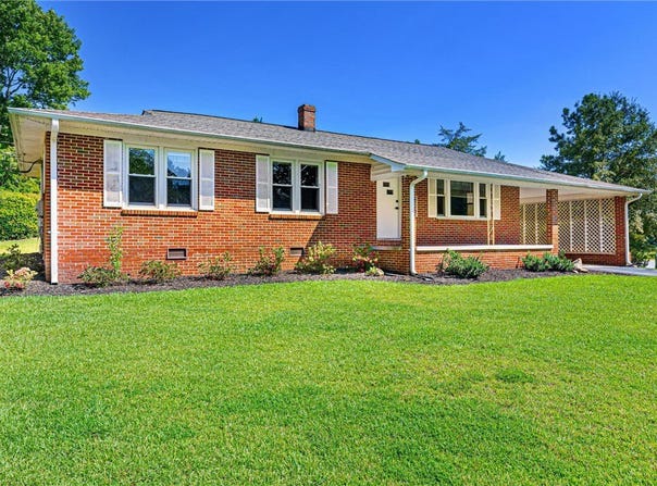 602 Evelyn Drive, Seneca, SC 29678