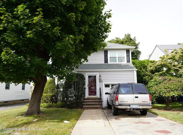 47 Goodwin Avenue, Staten Island, NY 10314