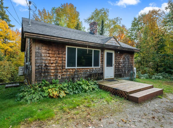 28 Bailey Road, Avon, ME 04966