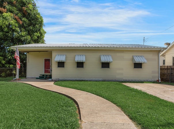 120 Bayouview Drive, Franklin, LA 70538
