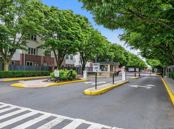 126 Sunset Boulevard, Bronx, NY 10473