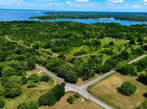 3 S 4210 Road, Eufaula, OK 74432