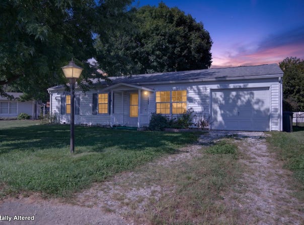 1522 Wilkie Court, Elwood, IN 46036