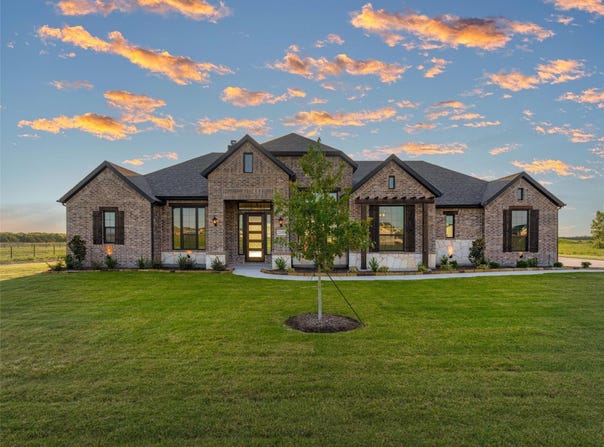 2108 Charters Circle, Nevada, TX 75173