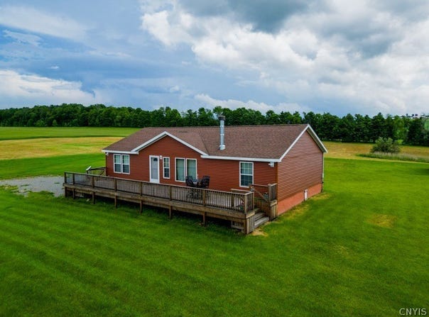 264 Hallenneck Rd, Mohawk, NY 13407